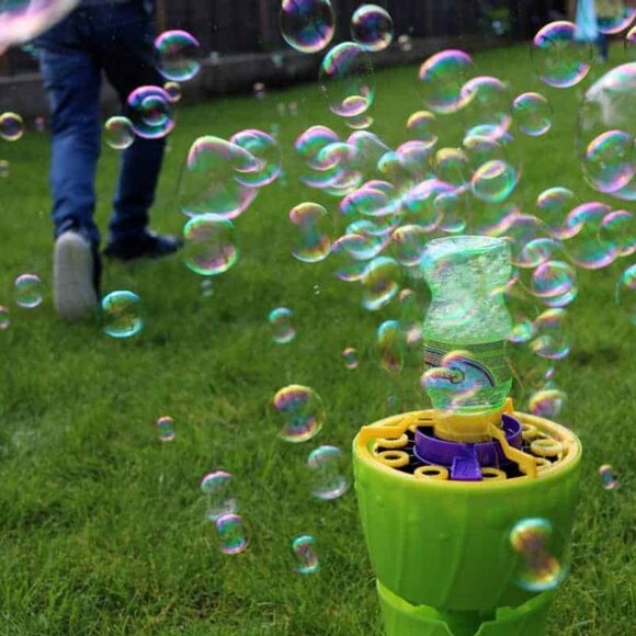 NEW Gazillion Bubble Machine with Solution Refill Birthday Party Supplies Green - Picture 14 of 14